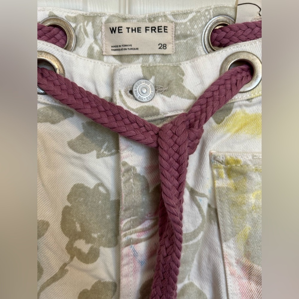 NWT we the free Moxie flocked barrel jeans 28 ivory floral oversized baggy - Picture 9 of 10